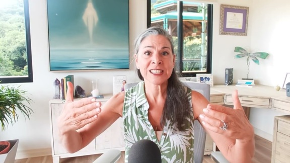 Discover Hidden Messages In Your Life Story With Donna Bond